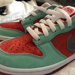 Nike Dunks Low